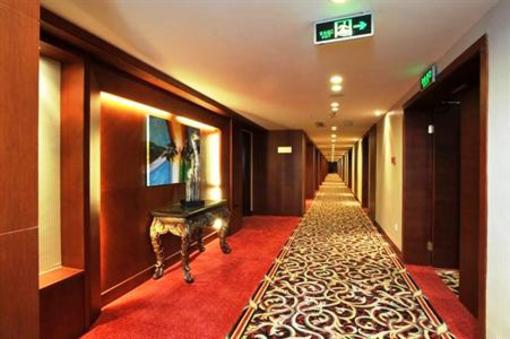 фото отеля Longshan Hotel Fuyang