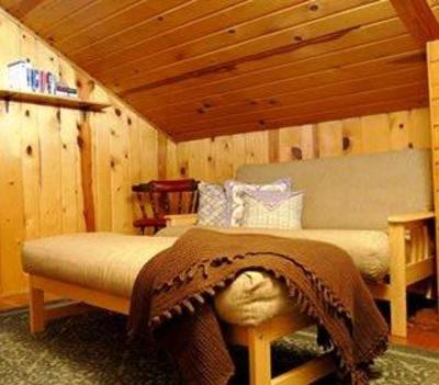 фото отеля Rocky Mountain Lodge & Cabins