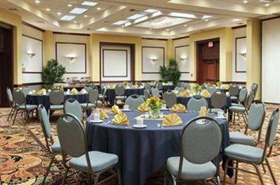 фото отеля Doubletree Hotel Spokane-City Center