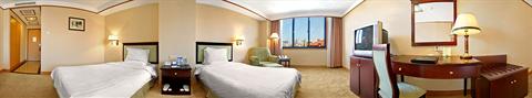 фото отеля Qingdao Huaneng Hotel