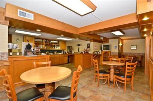 фото отеля BEST WESTERN Traders Inn