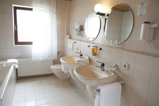 фото отеля Hotel Bären Gartringen
