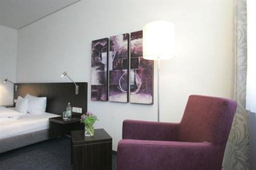 фото отеля Hotel Bären Gartringen