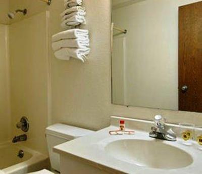 фото отеля Super 8 Fairview Heights