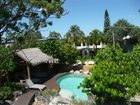 фото отеля L'Auberge Apartments Noosa