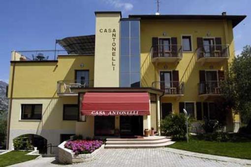 фото отеля Casa Antonelli Hotel Malcesine