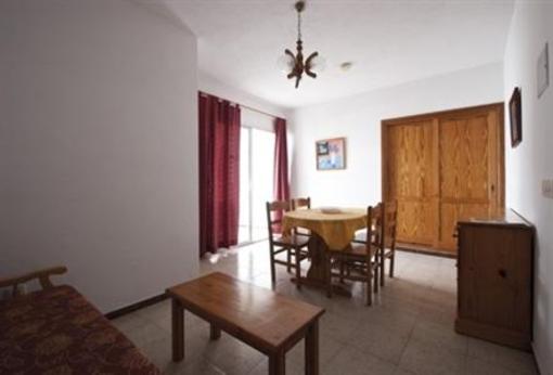 фото отеля Zodiac Apartments Sant Antoni de Portmany