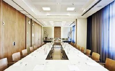 фото отеля Holiday Inn Hamburg