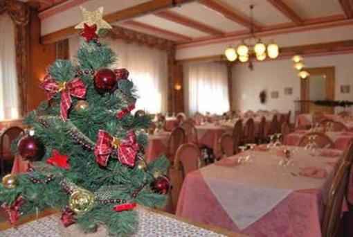 фото отеля Casteluce Hotel Funivie