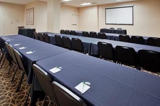 фото отеля Holiday Inn Raleigh-North