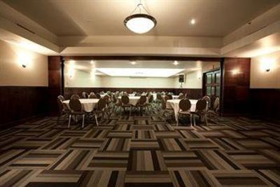 фото отеля Sandman Hotel Calgary City Centre