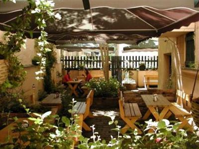 фото отеля Guest House Merlin