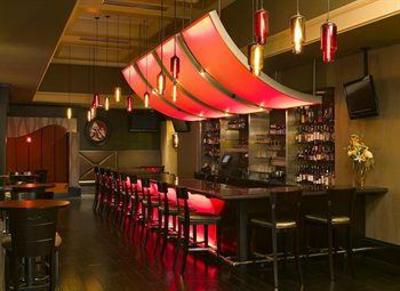 фото отеля Sheraton Overland Park at the Convention Center