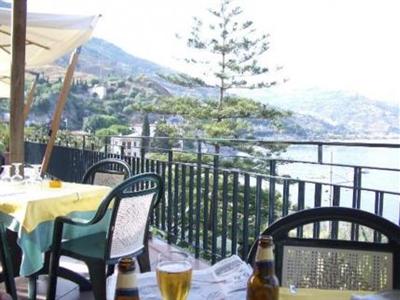 фото отеля Baia Delle Sirene Mare Hotel Taormina