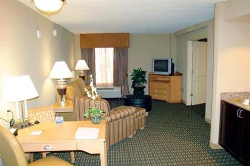 фото отеля Hampton Inn & Suites Albany - Downtown