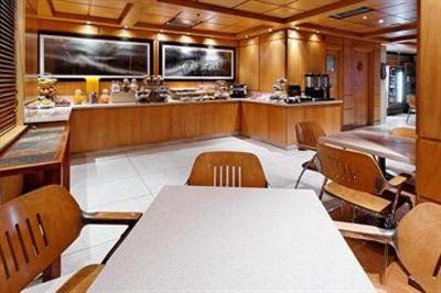 фото отеля Holiday Inn Express Puerto Madero