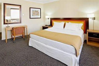 фото отеля Holiday Inn Express Puerto Madero