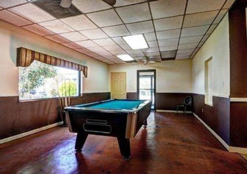 фото отеля Econo Lodge Osceola