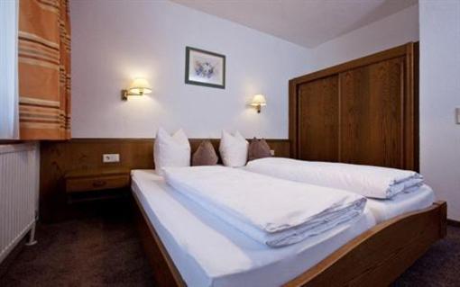 фото отеля Hotel Garni Mirabell Ischgl