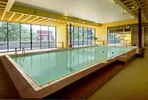 фото отеля Holiday Inn Rock Island
