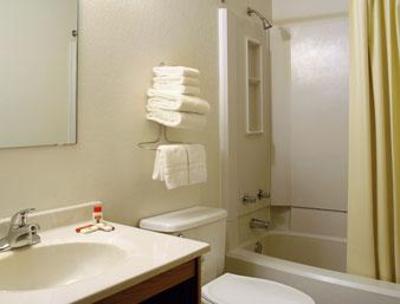 фото отеля Super 8 Motel - St. Cloud