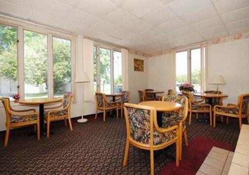 фото отеля Econo Lodge Pocomoke City
