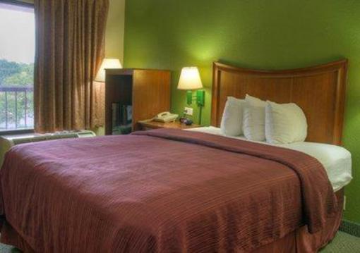 фото отеля Quality Inn Merchants Drive