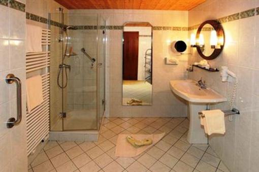 фото отеля ApartHotel Garni Asterhof Fügenberg