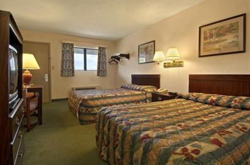 фото отеля Americas Best Value Inn - Columbus Airport