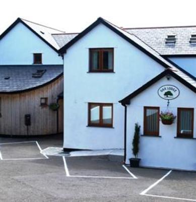 фото отеля Oak Lodge Bed and Breakfast Bude