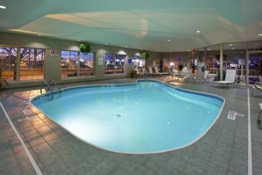 фото отеля Holiday Inn Express Hotel & Suites Sunbury-Columbus Area