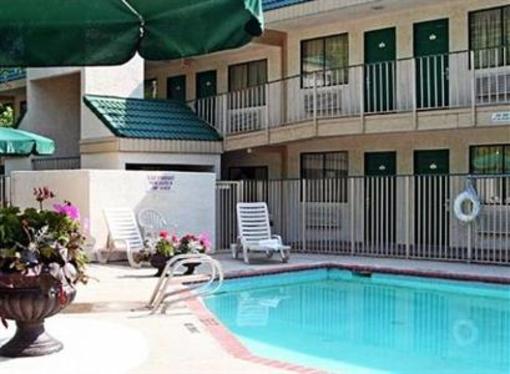 фото отеля Masters Inn Doraville