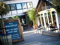 The Lazy Cow Hotel Warwick