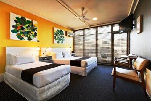 фото отеля Tolarno Hotel Melbourne