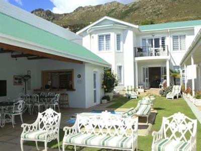 фото отеля Gordon's Beach Lodge