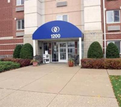 фото отеля Hawthorn Suites by Wyndham Chicago-Schaumburg