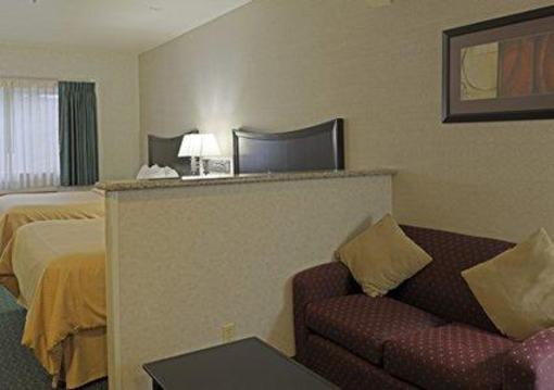 фото отеля Comfort Suites Portland Airport