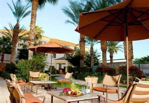 фото отеля Courtyard by Marriott Phoenix Chandler