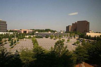 фото отеля Embassy Suites Atlanta - Perimeter Center