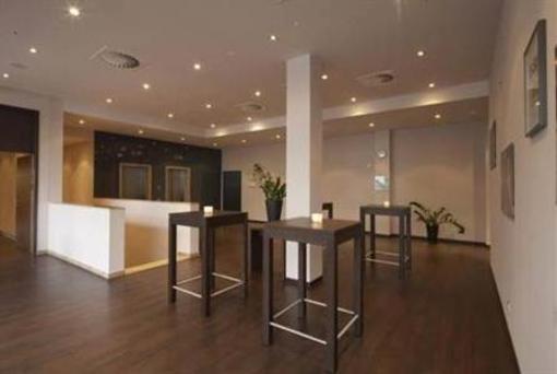 фото отеля Intercityhotel Berlin Brandenburg Airport Schonefeld