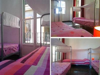 фото отеля Old Centre Hostel