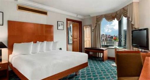 фото отеля Hilton London Metropole