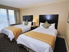 фото отеля Park Inn & Suites on Broadway Vancouver
