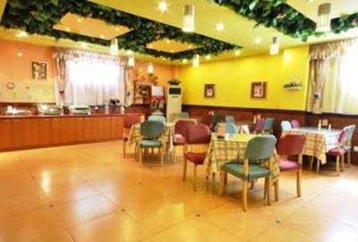 фото отеля Home Inn Zhengzhou Longhai Road