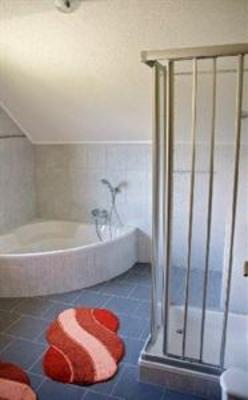 фото отеля Ferienhauser Waldruh Tannenheim Inge Pension