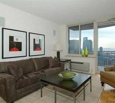 фото отеля Furnished Quarters Newport