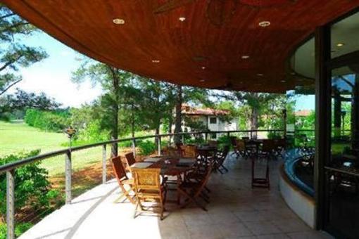 фото отеля Cuscowilla Golf Resort on Lake