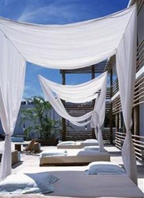 фото отеля Deseo Hotel and Lounge Playa del Carmen
