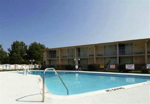 фото отеля Americas Best Value Inn - Dillon