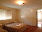 фото отеля Clifford Park Holiday Motor Inn